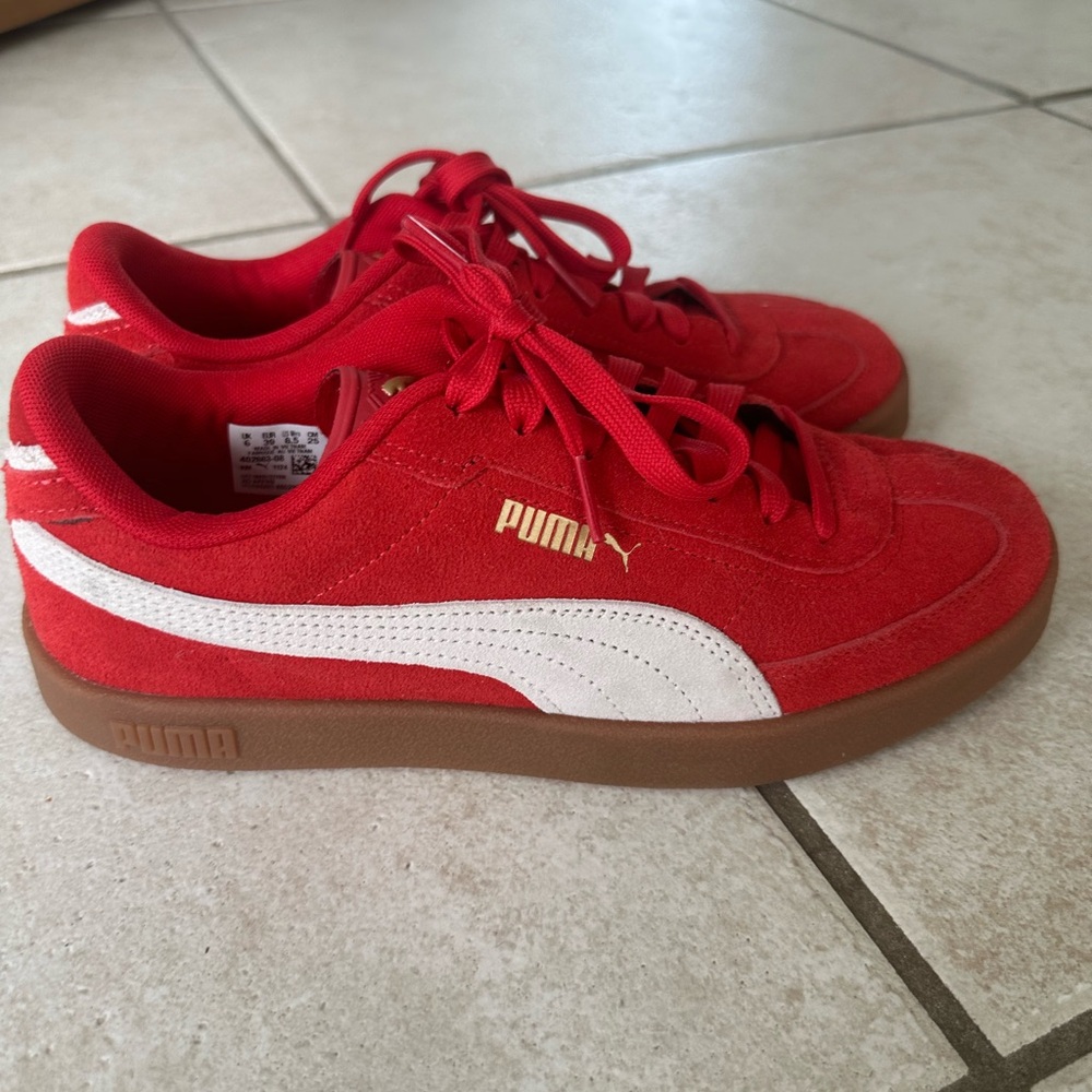 Brand new Puma Red Suede Sneakers
